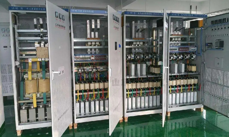 如何在有諧波的環境中用電力電容器補償無功 如何在有諧波的環境中用電力電容器補償無功