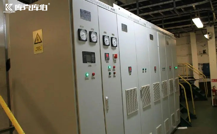 電力電容器 電力電容器