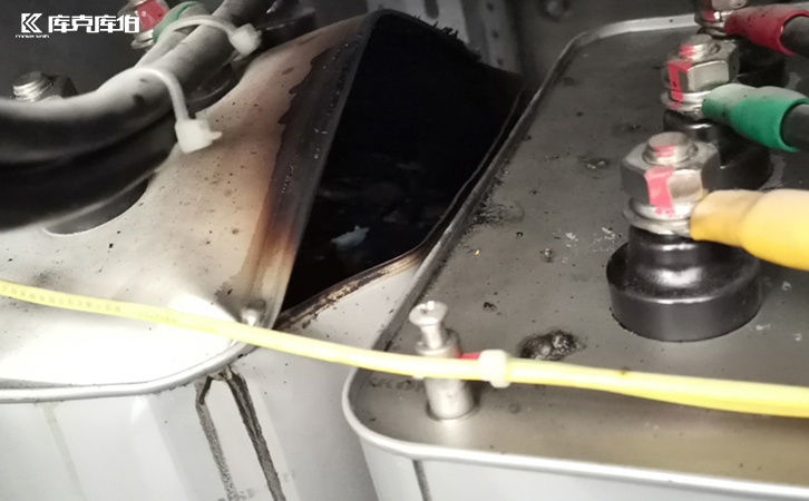 低壓電力電容器