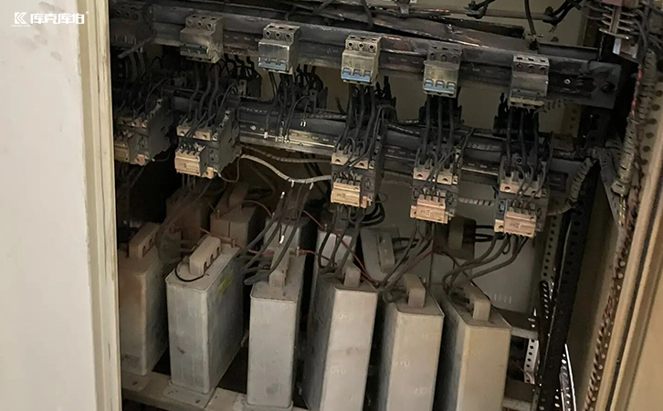 無功功率補償裝置