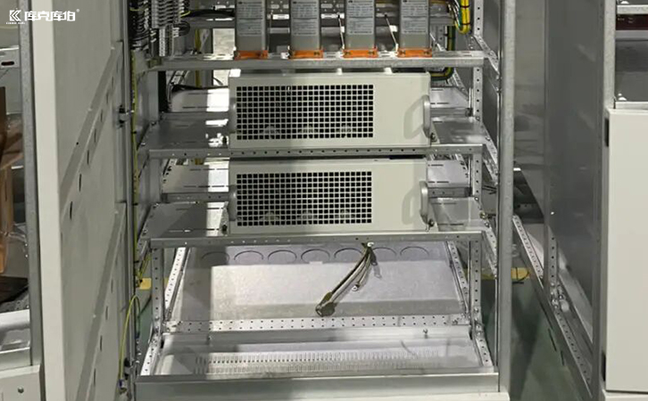 靜止無功補償器