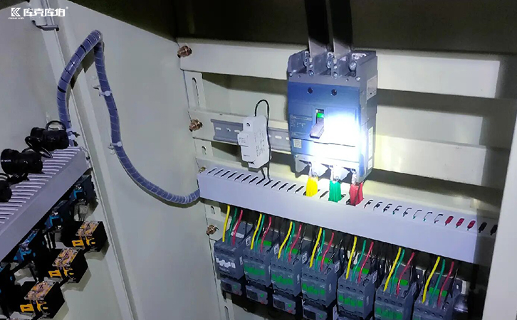 無功功率補(bǔ)償柜