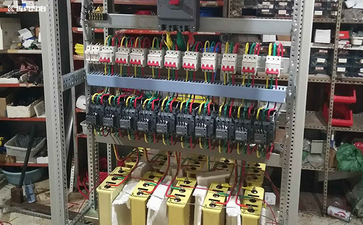 無功補償電容器